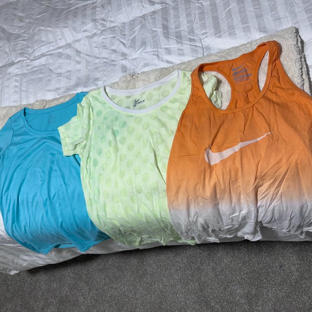 Nike Women's Shirt Bundle (M)